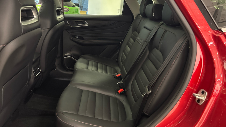 MG Hs 1.5 T-GDI Exclusive 5dr DCT Petrol Hatchback